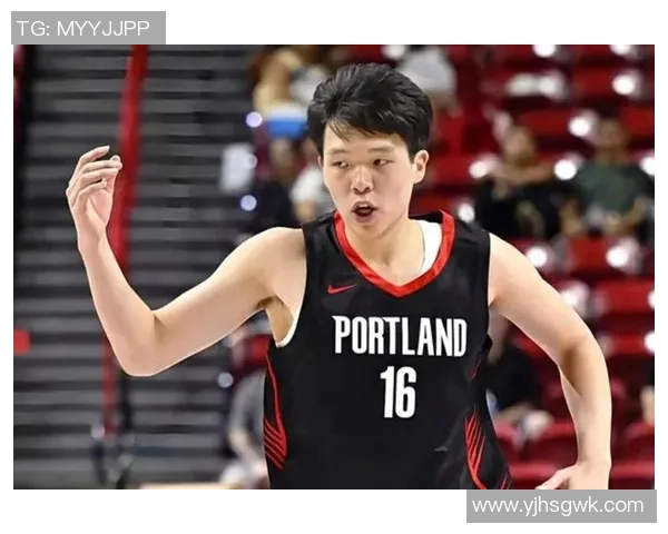 杨瀚森在NBA的未来堪忧偶尔闪光难掩攻防两端的短板与不足